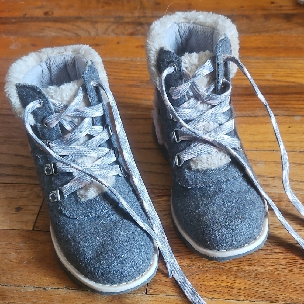 Cozy Gray Kids Boots